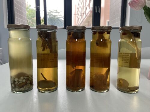 Le nouveau « café » de l'Est : comment les boissons botaniques traditionnelles reconquièrent la scène mondiale du bien-être