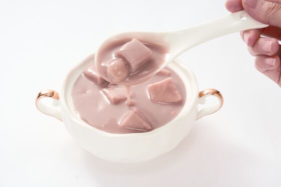 Bon prix Soupe de graines de lotus à la pâte de taro onctueuse, certifiée FSSC22000, dessert chinois traditionnel adapté à divers besoins de restauration en ligne